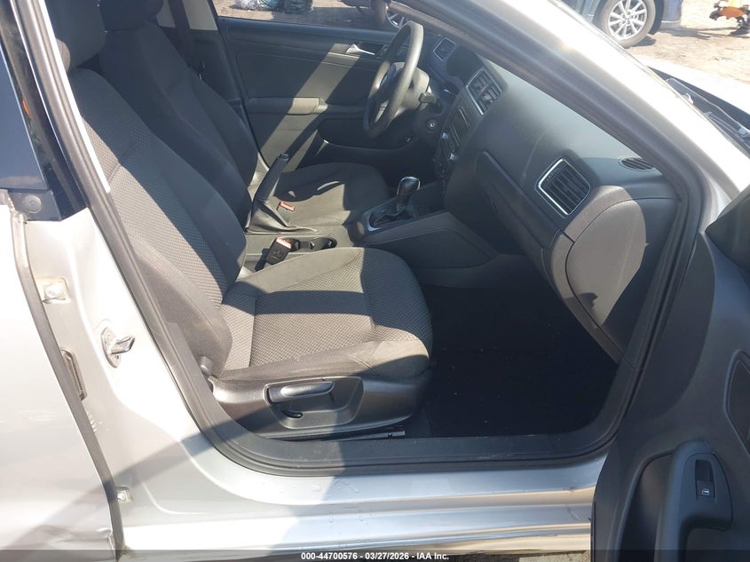 2012 Volkswagen Jetta 2.0L S