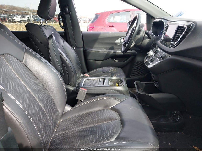 2018 Chrysler Pacifica Touring L Plus