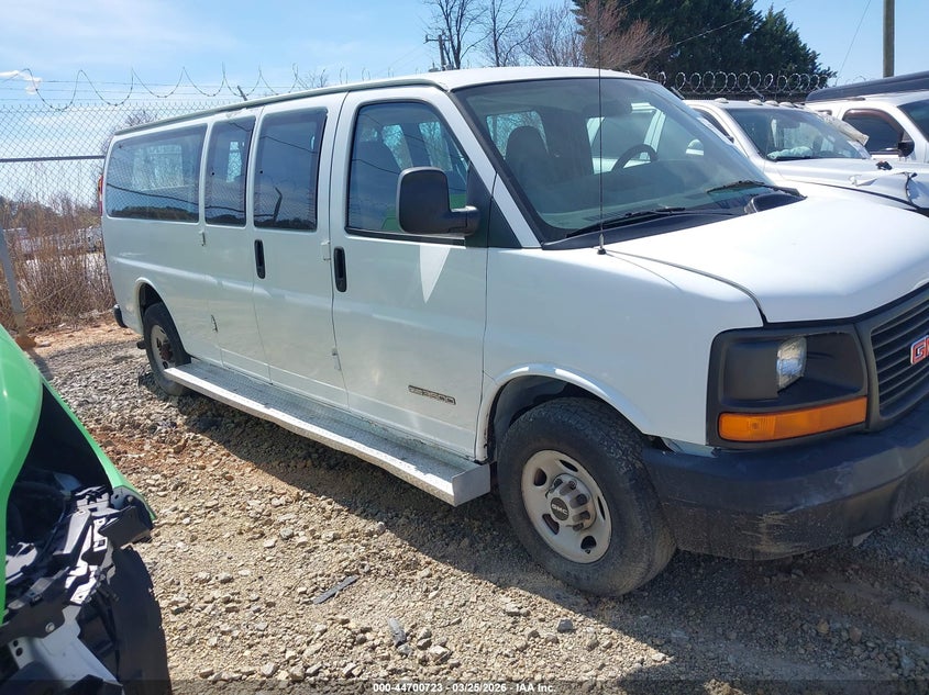 2005 GMC SAVANA STANDARD