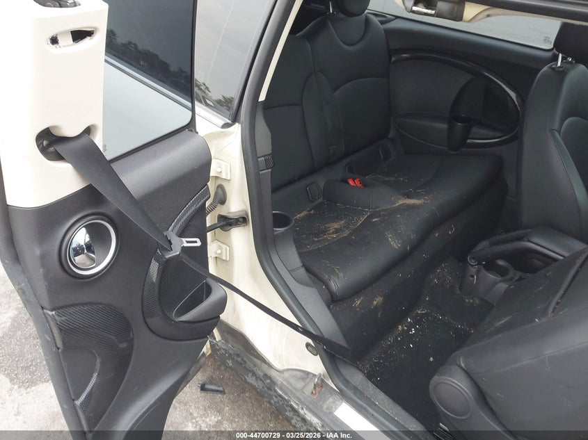 2012 Mini Cooper S Clubman VIN: WMWZG3C51CTY37609 Lot: 44700729