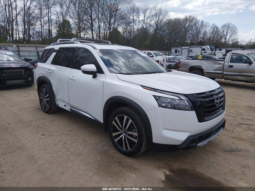 2025 Nissan Pathfinder Platinum 4Wd