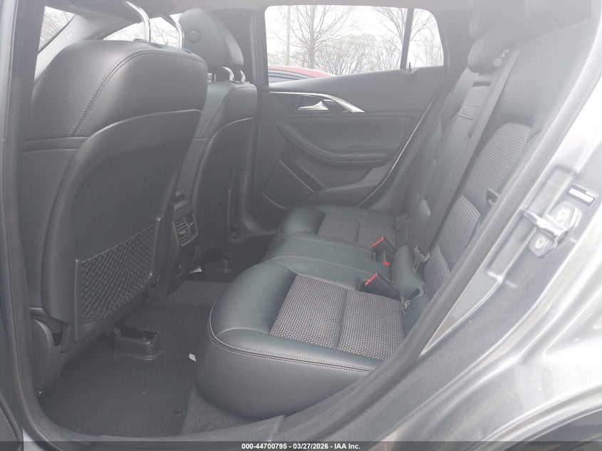 2019 Infiniti Qx30 Luxe VIN: SJKCH5CPXKA008077 Lot: 44700795