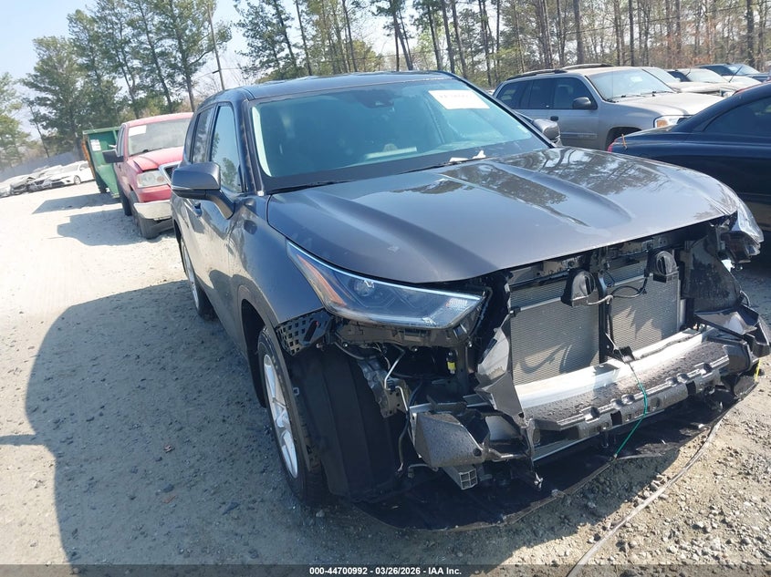 2021 Toyota Highlander Le