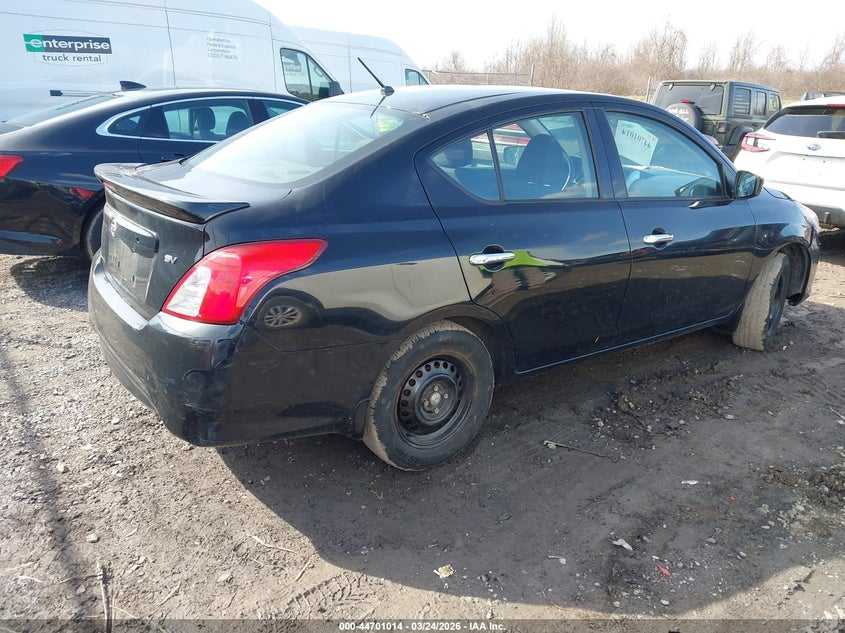 2018 Nissan Versa 1.6 Sv