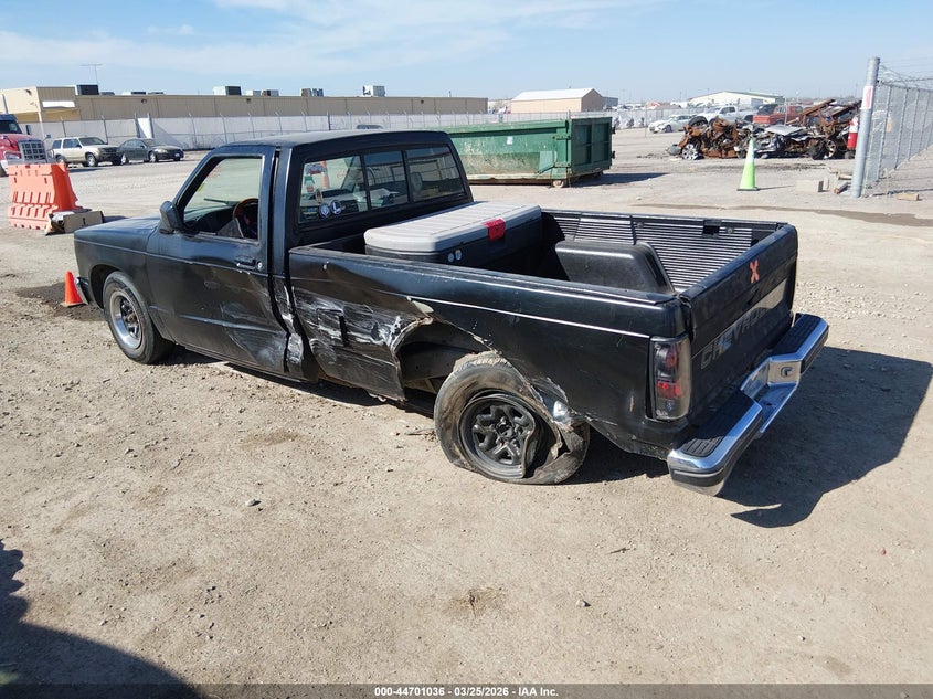 2002 Chevrolet S-10 Ls