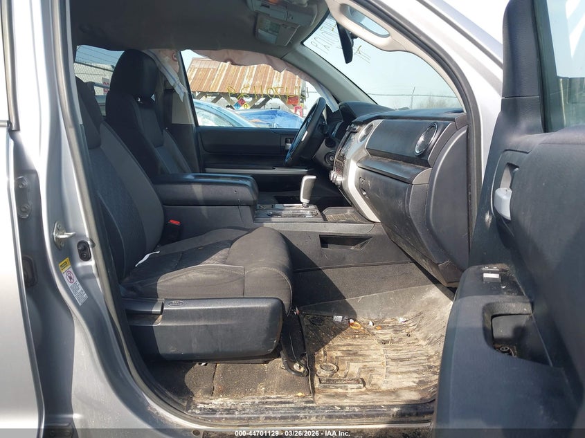 2016 Toyota Tundra Sr 5.7L V8