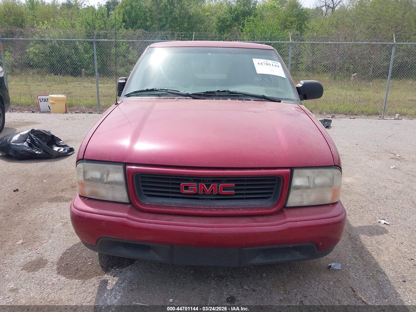 2001 GMC Sonoma Sls VIN: 1GTCS19W018133784 Lot: 44701144