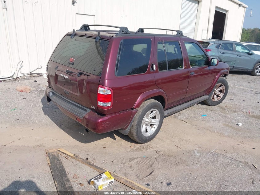 2003 Nissan Pathfinder Le