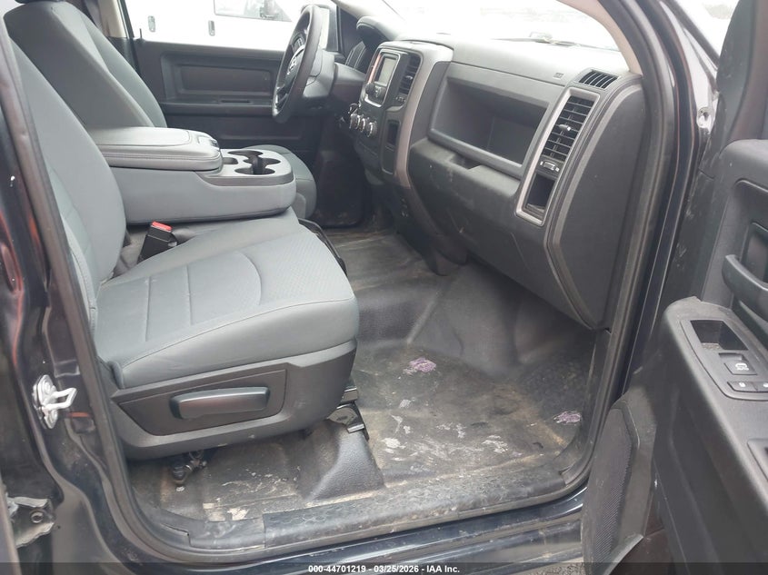 2019 Ram 1500 Classic Tradesman 4X4 5'7 Box