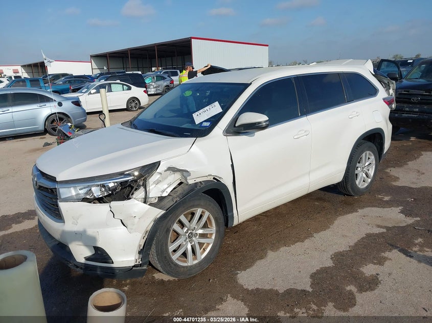 2016 Toyota Highlander Le