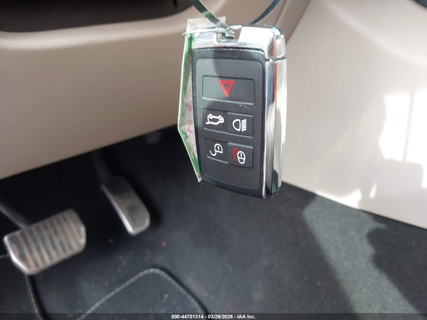 2021 Land Rover Range Rover Velar P340 R-Dynamic S VIN: SALYT2EU7MA321219 Lot: 44701314