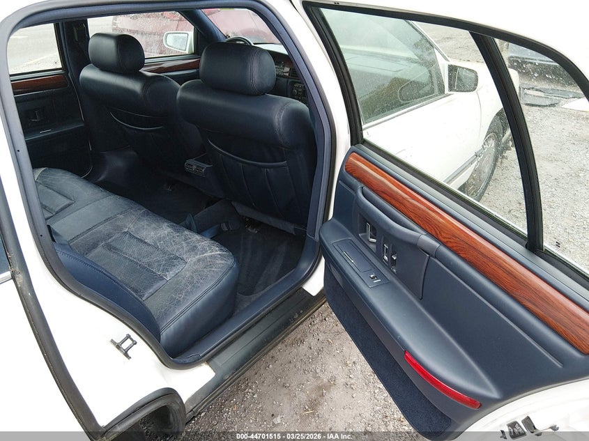 1996 Cadillac Deville VIN: 1G6KD52Y3TU270031 Lot: 44701515