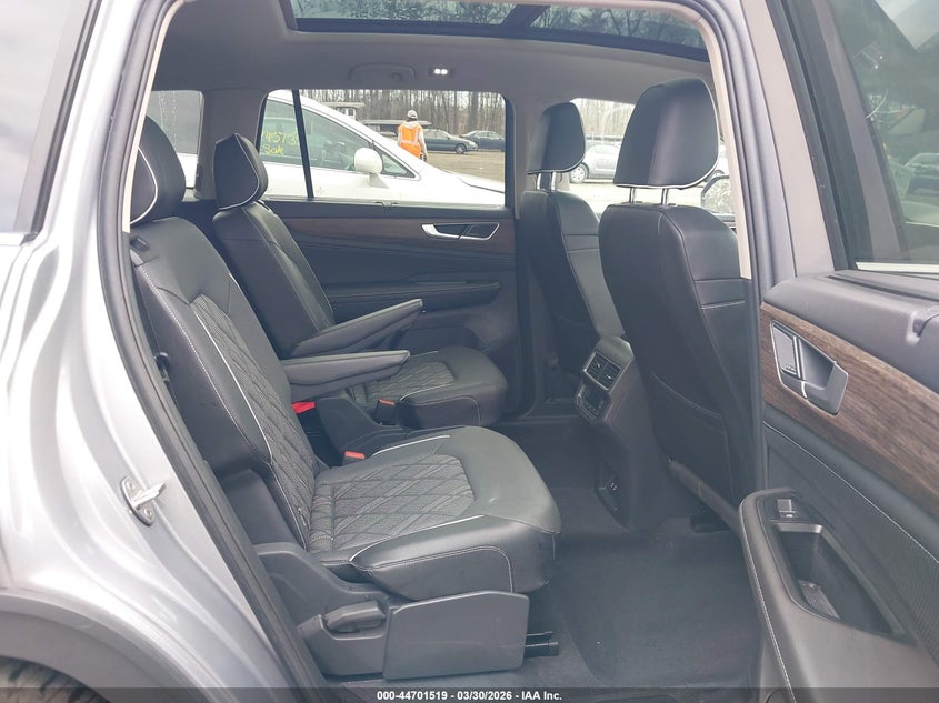 2024 VOLKSWAGEN ATLAS auction photo 8
