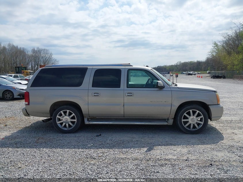 2005 Cadillac Escalade Esv Platinum Edition VIN: 3GYFK66NX5G260610 Lot: 44701656