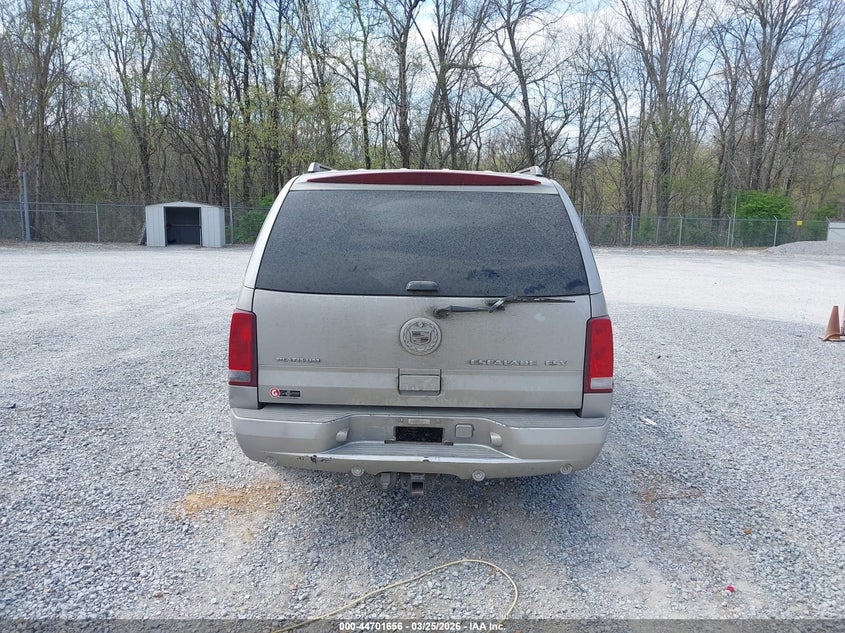 2005 Cadillac Escalade Esv Platinum Edition VIN: 3GYFK66NX5G260610 Lot: 44701656