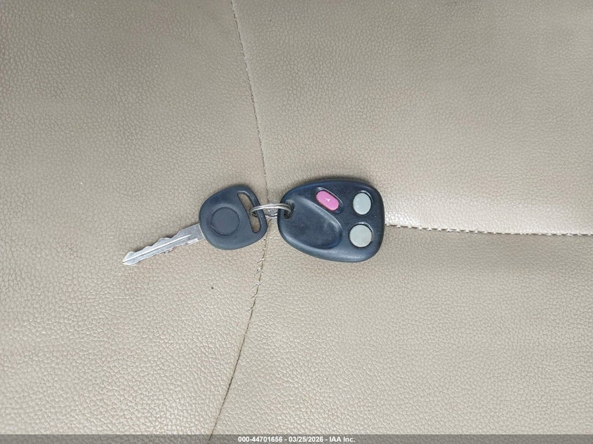 2005 Cadillac Escalade Esv Platinum Edition VIN: 3GYFK66NX5G260610 Lot: 44701656