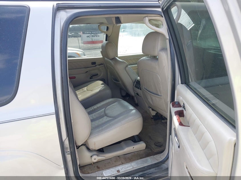 2005 Cadillac Escalade Esv Platinum Edition VIN: 3GYFK66NX5G260610 Lot: 44701656