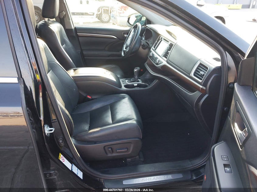 2016 Toyota Highlander Limited