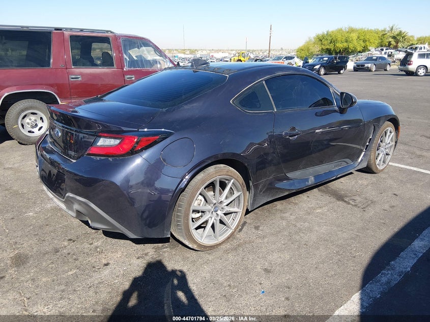 Vin: jf1zdbe18s9702094, lot: 45198925, subaru brz series.purple 20254