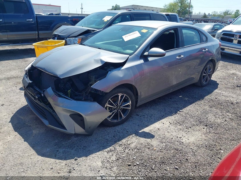 2023 KIA FORTE auction photo 2