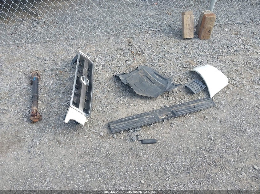 2002 Nissan Pathfinder Se VIN: JN8DR09Y02W702212 Lot: 44701827