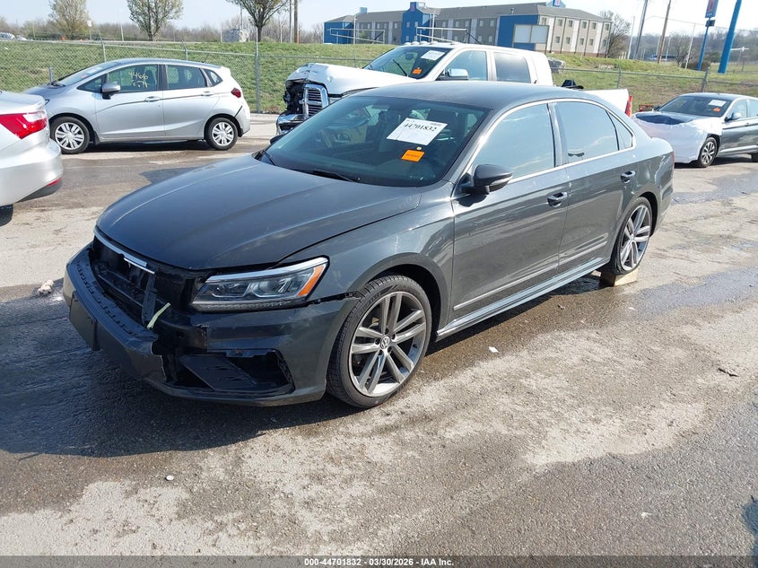 2016 Volkswagen Passat 1.8T R-Line