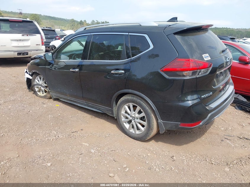 2017 Nissan Rogue Sv