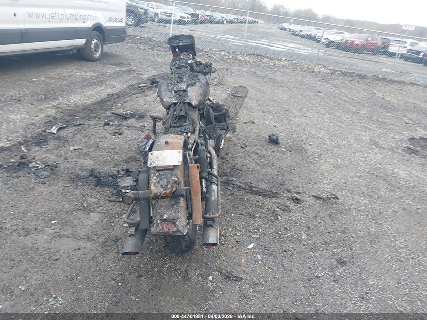 2003 Harley-Davidson Fltri Anniversary VIN: 1HD1FSW483Y610564 Lot: 44701881