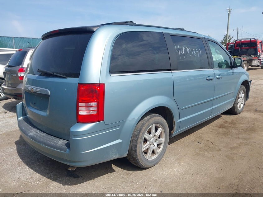 2008 Chrysler Town & Country Touring
