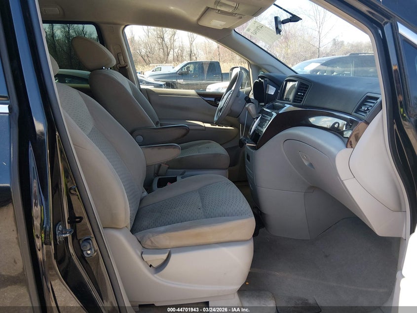 2014 Nissan Quest S
