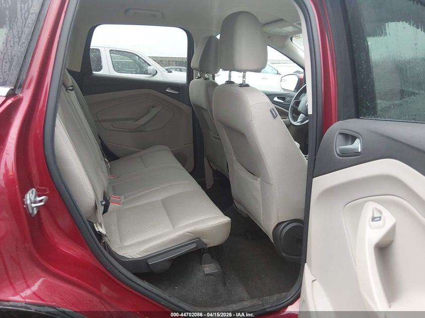 2017 Ford Escape 2.0 Se Red Lot 111044702086 Vin 1FMCU0G94HUC53196