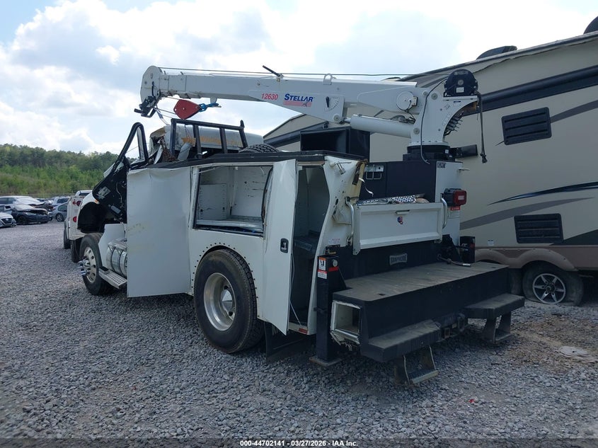 2022 Kenworth T3 Series