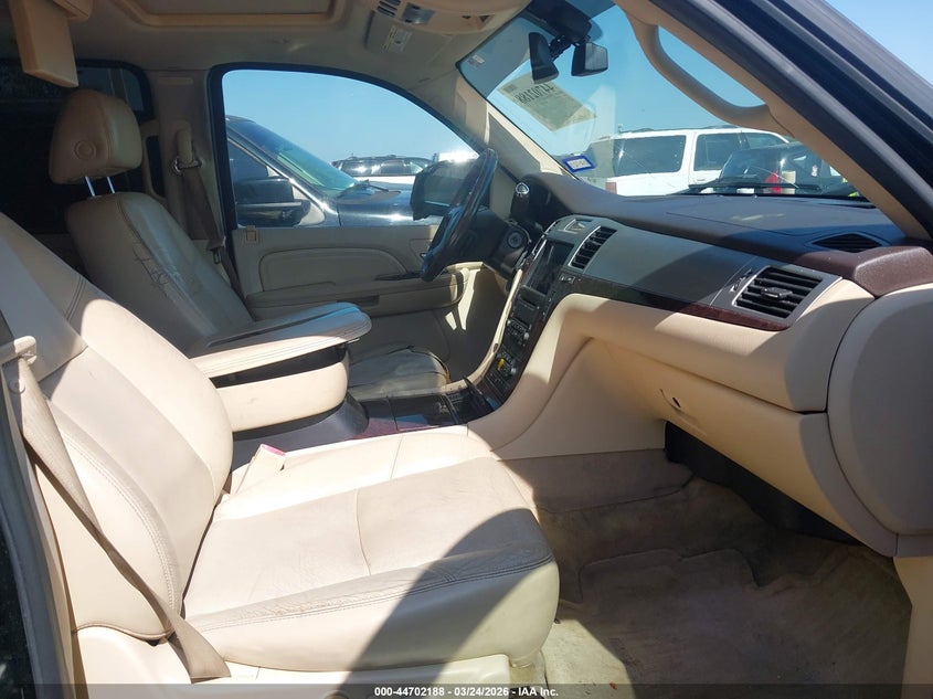 2008 Cadillac Escalade Standard