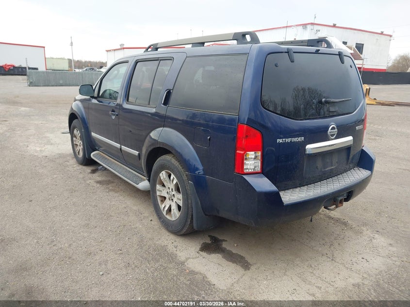 2011 Nissan Pathfinder Silver