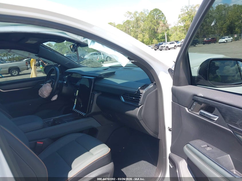 2024 GMC Acadia Awd At4