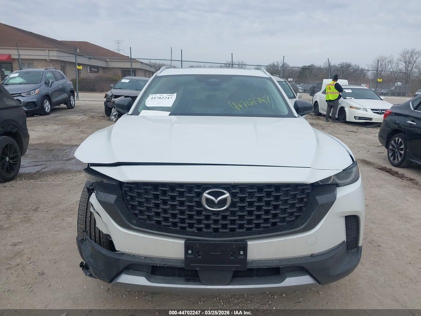 2025 Mazda Cx-50 2.5 Cx-50 2.5 Turbo Premium Package white Lot 111044702247 Vin 7MMVABDY4SN386605