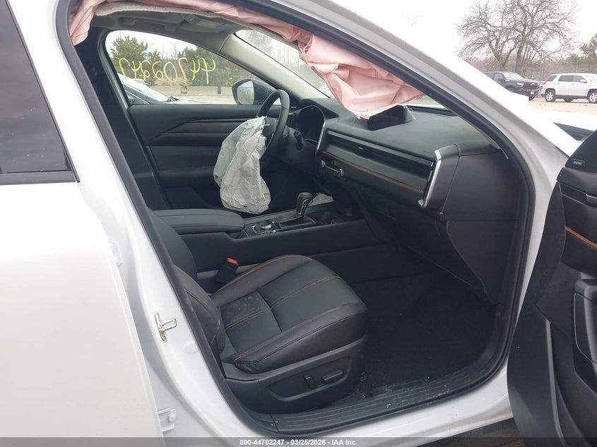 2025 Mazda Cx-50 2.5 Cx-50 2.5 Turbo Premium Package white Lot 111044702247 Vin 7MMVABDY4SN386605