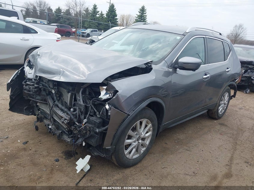 2018 Nissan Rogue Sv