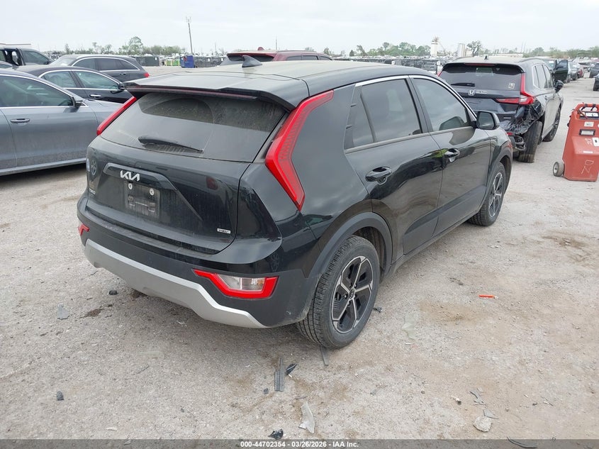 2023 Kia Niro Lx