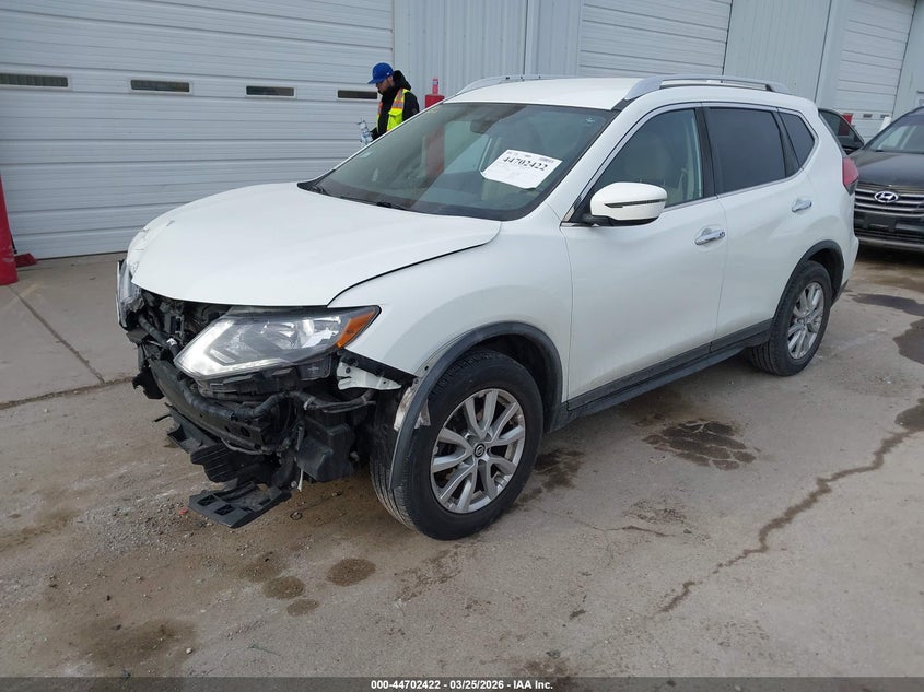 2017 Nissan Rogue Sv