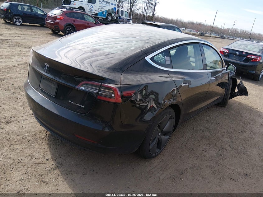 2019 Tesla Model 3 Long Range/Performance
