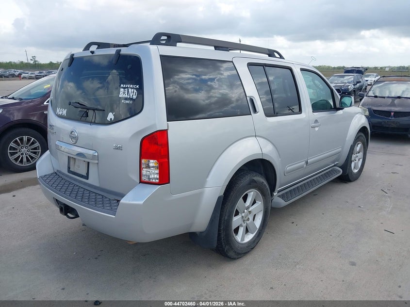 2008 Nissan Pathfinder Se