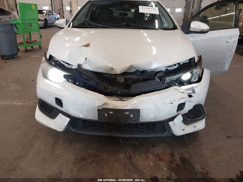 2018 TOYOTA COROLLA IM auction photo 6
