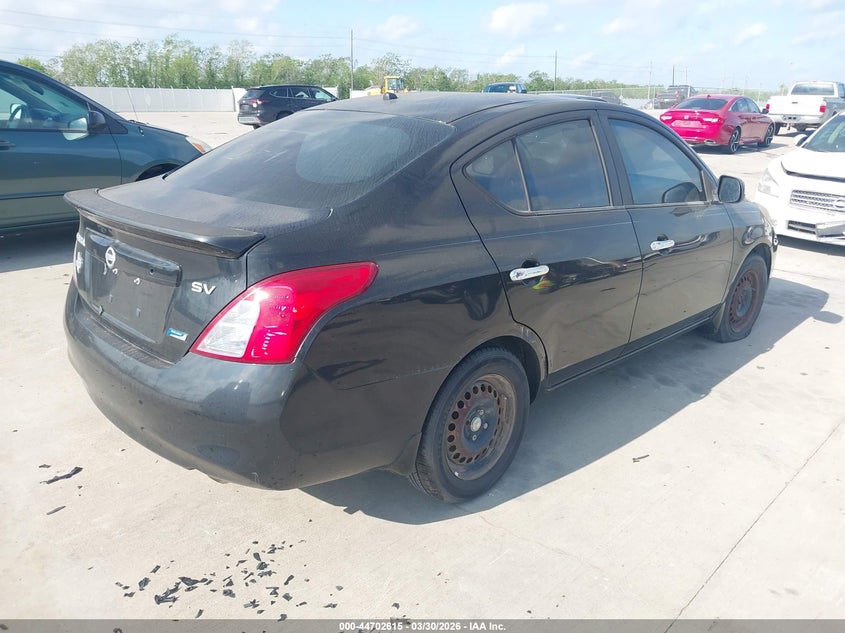 2012 Nissan Versa 1.6 Sv