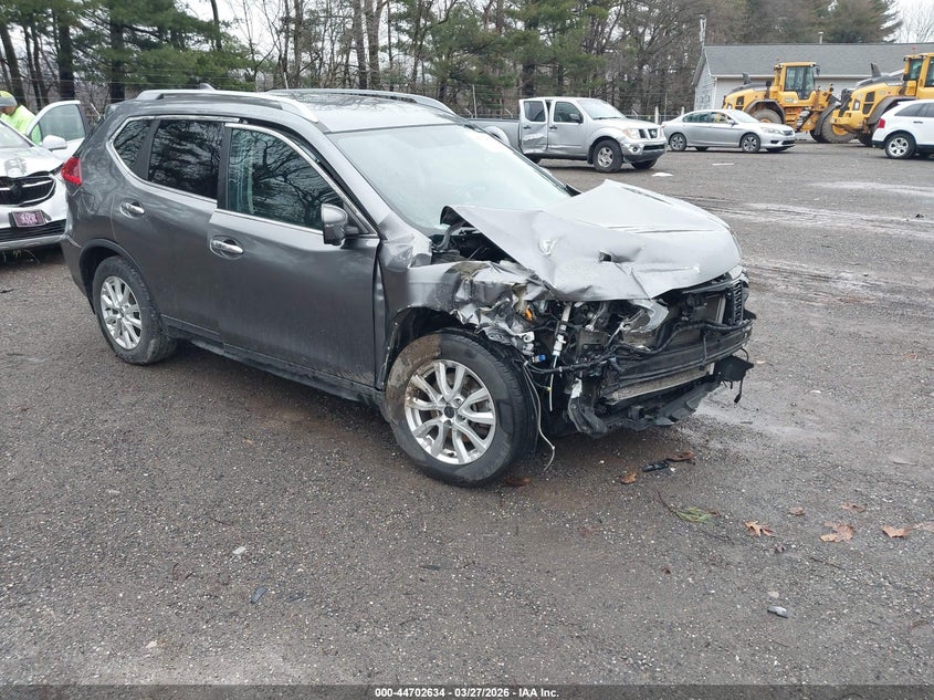 2017 Nissan Rogue Sv