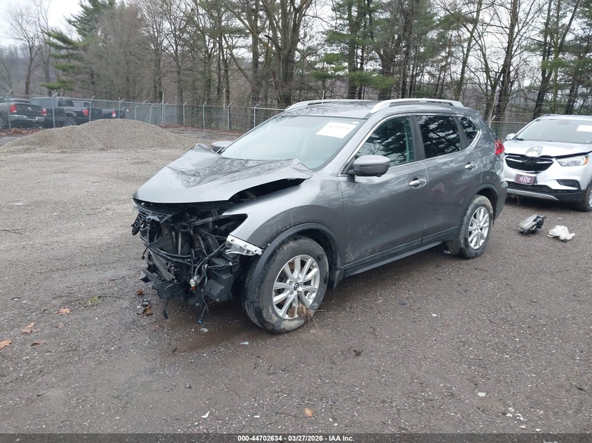 2017 Nissan Rogue Sv
