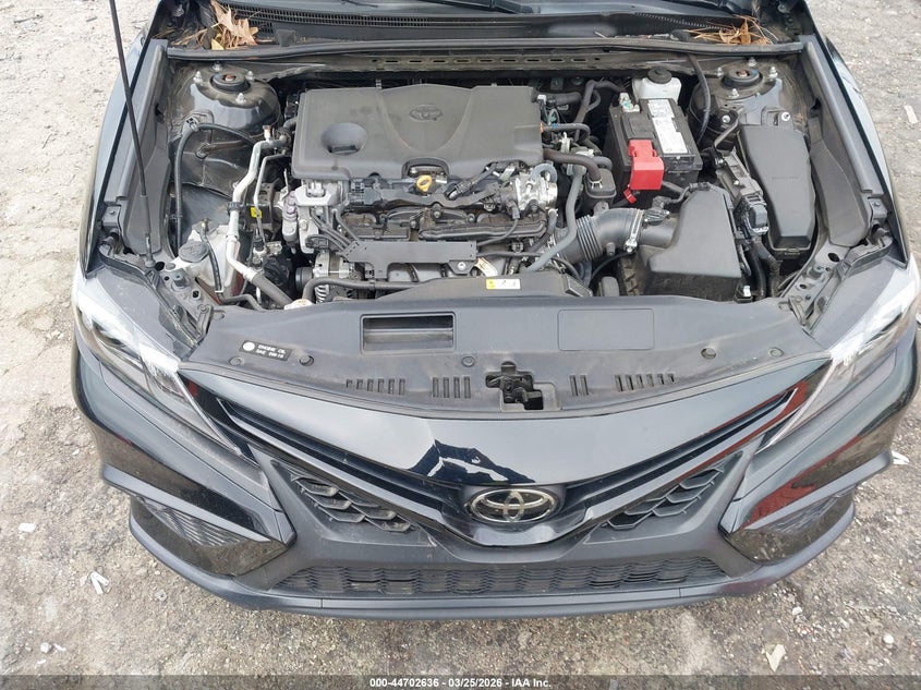 TOYOTA CAMRY - zdjęcie 10