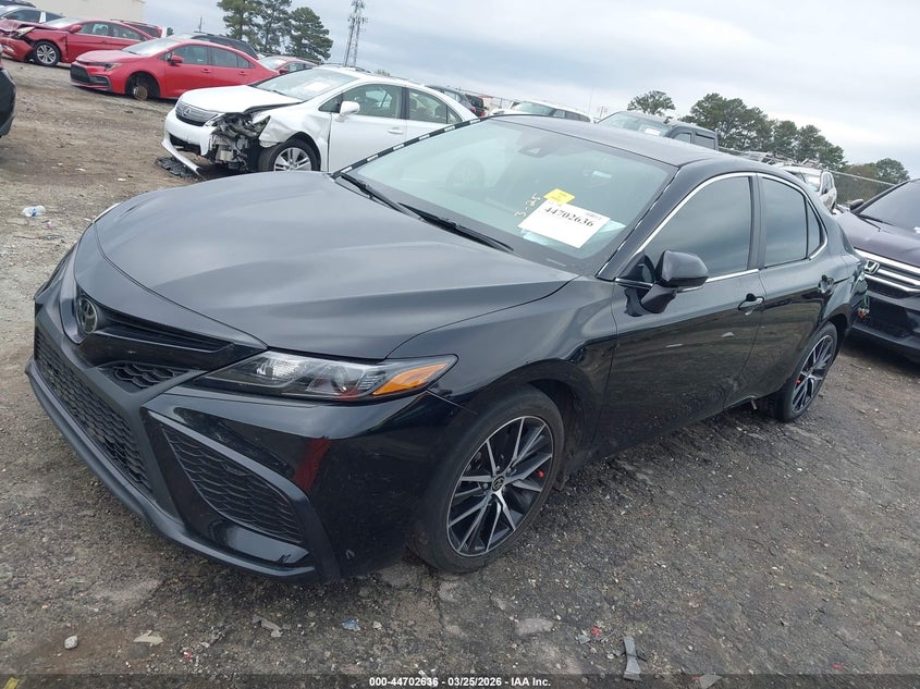 TOYOTA CAMRY - zdjęcie 2