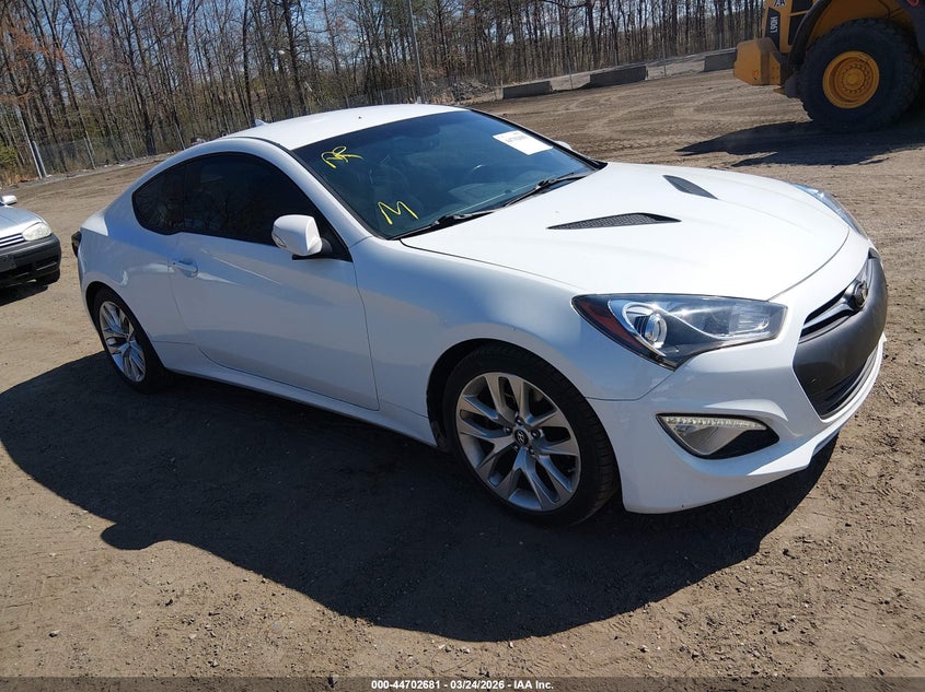 2015 Hyundai Genesis 3.8 Base