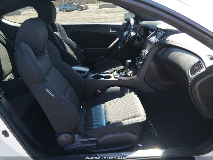 2015 Hyundai Genesis 3.8 Base